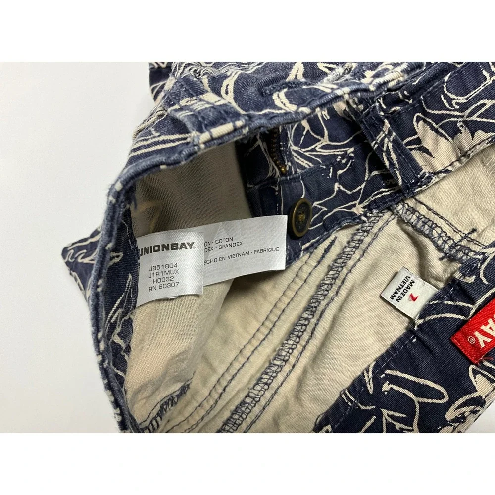 UNIONBAY Twill Tropical Baha Floral Low Rise Shortie Shorts Juniors Size 7